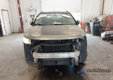 2018 Jeep Compass Latitude 4X4 from USA, damaged, VIN 3C4NJDBB8JT180244